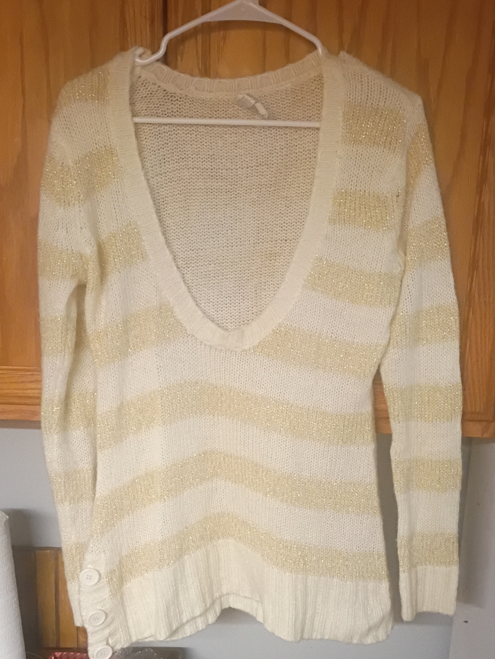 Vanity Cream and Gold Striped V-Neck Sweater VANITY SZ XL